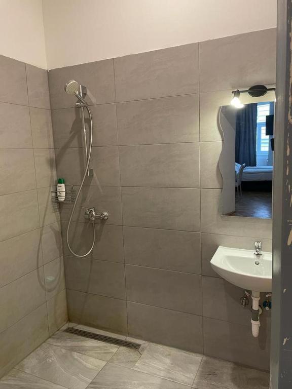 Easybook-In Otel Viyana Dış mekan fotoğraf