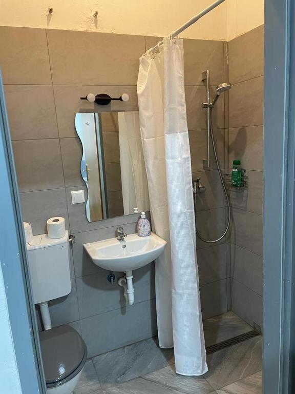 Easybook-In Otel Viyana Dış mekan fotoğraf
